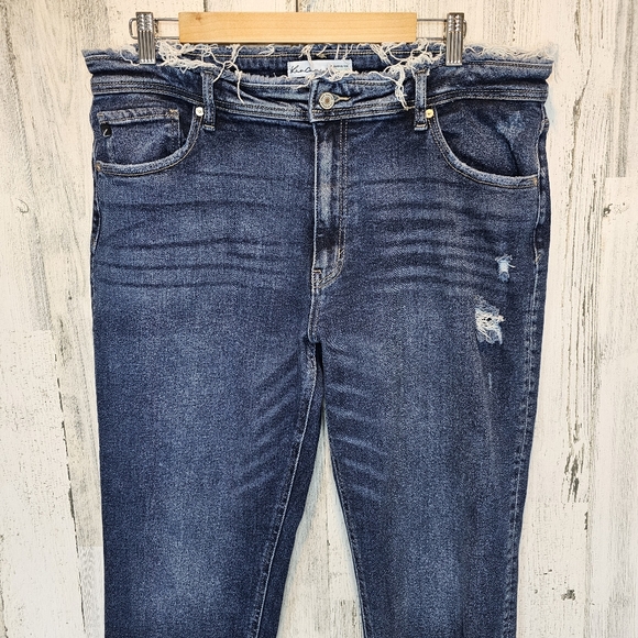 Kancan Jeans for Maurices Women's Size 32 Distressed Frayed Hem Blue Denim Ankle - Picture 2 of 16